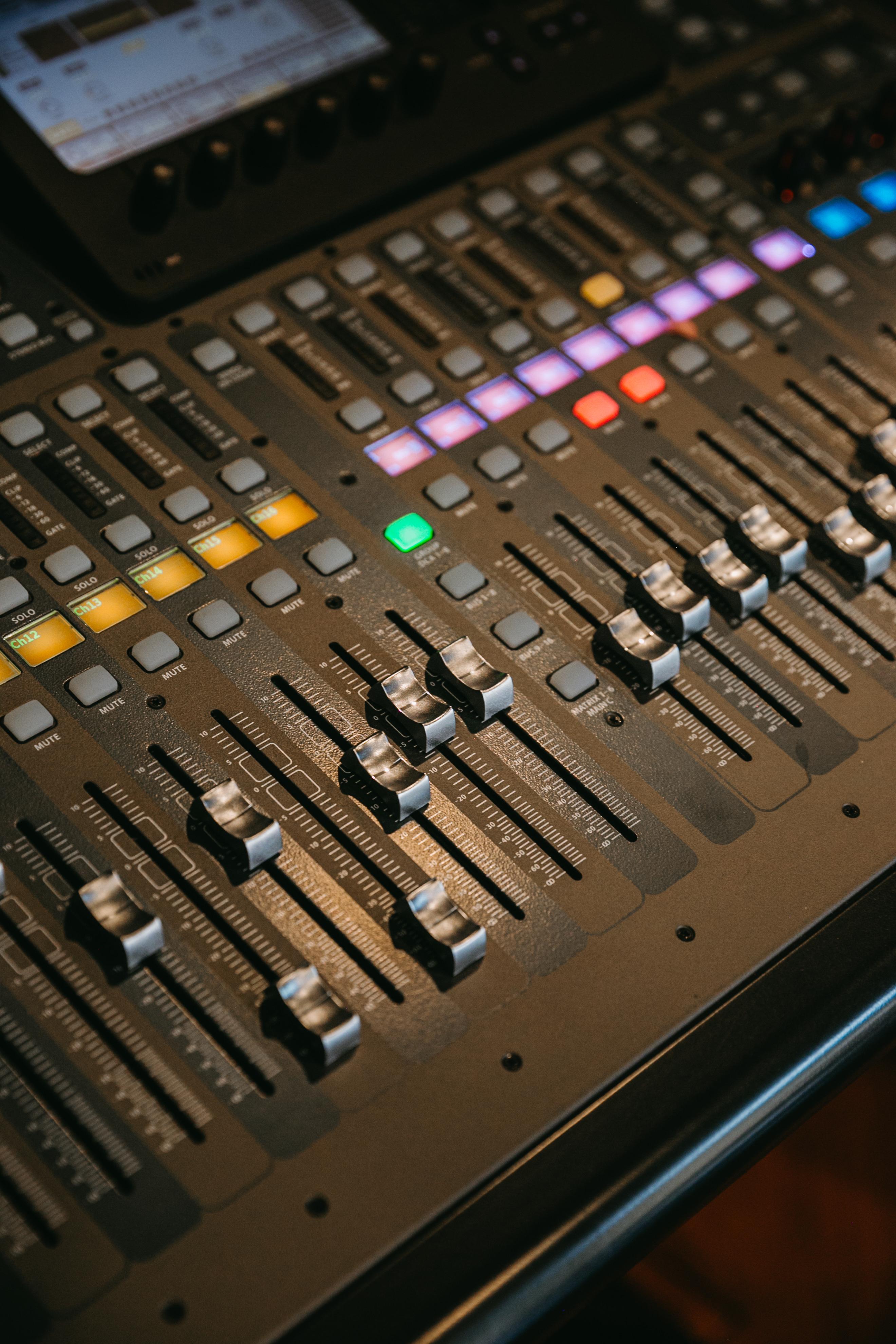 The mixing console at Recovery Studio